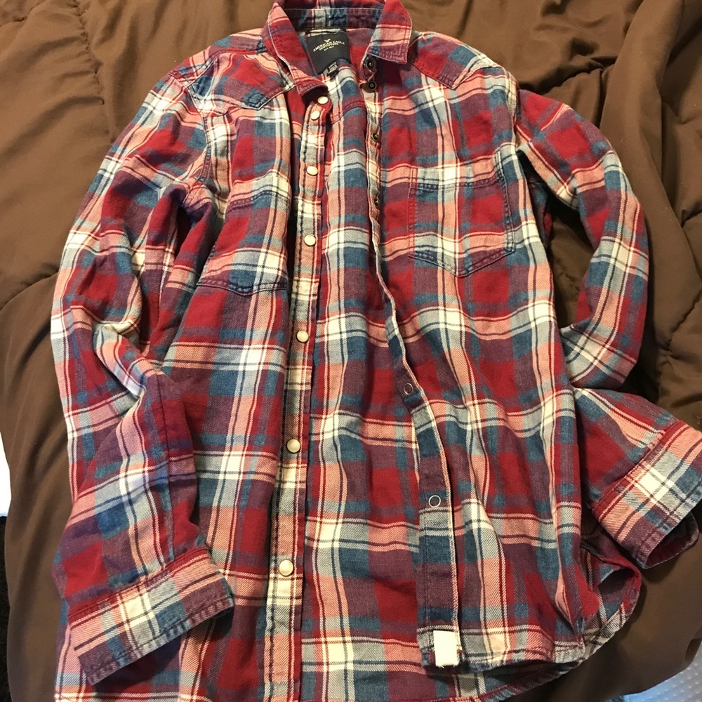 American eagle 💕Boyfriend fit plaid button up